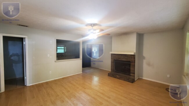 Building Photo - 1023 Sourwood Ct