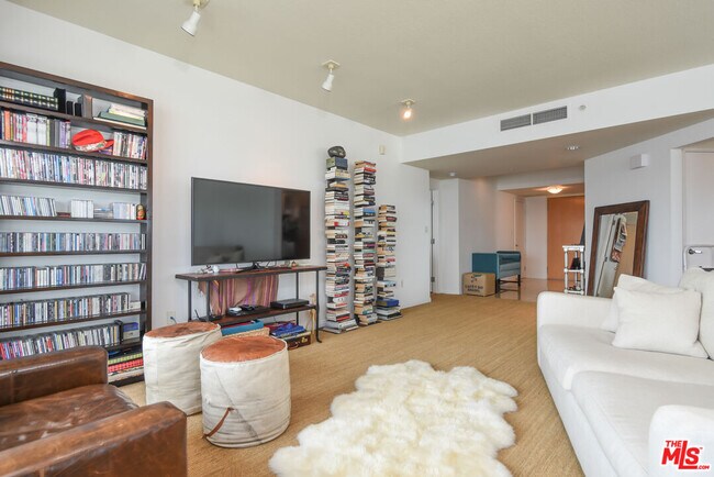 Foto del edificio - 13600 Marina Pointe Dr