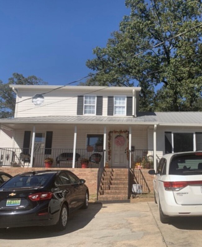 106 16th Street East - 1511 Alabama Ave