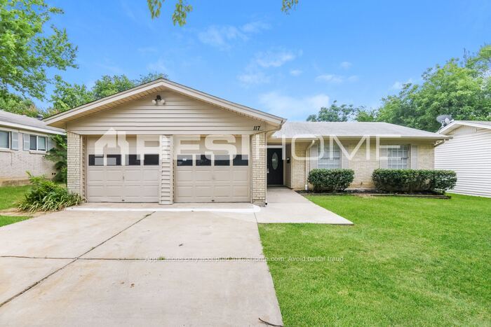 Primary Photo - 117 Windward Way