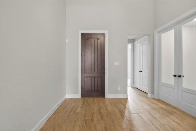 Foto del edificio - 28080 Woodland Bend Way