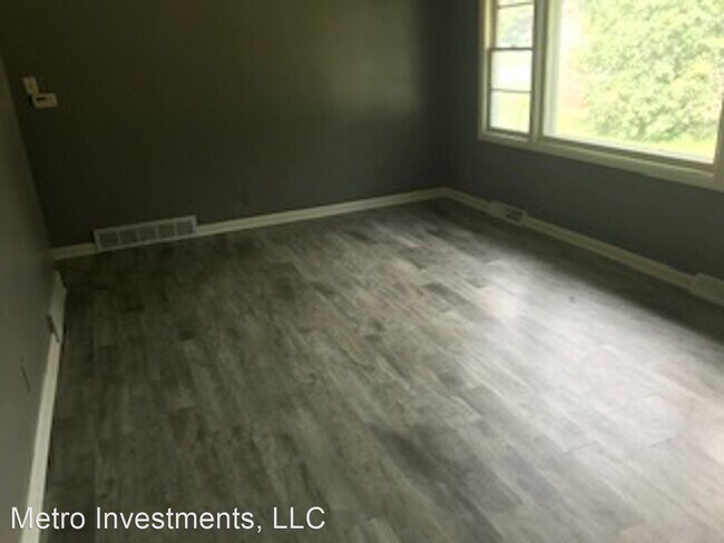 Building Photo - 3 br, 1 bath House - 2303 Clearview St