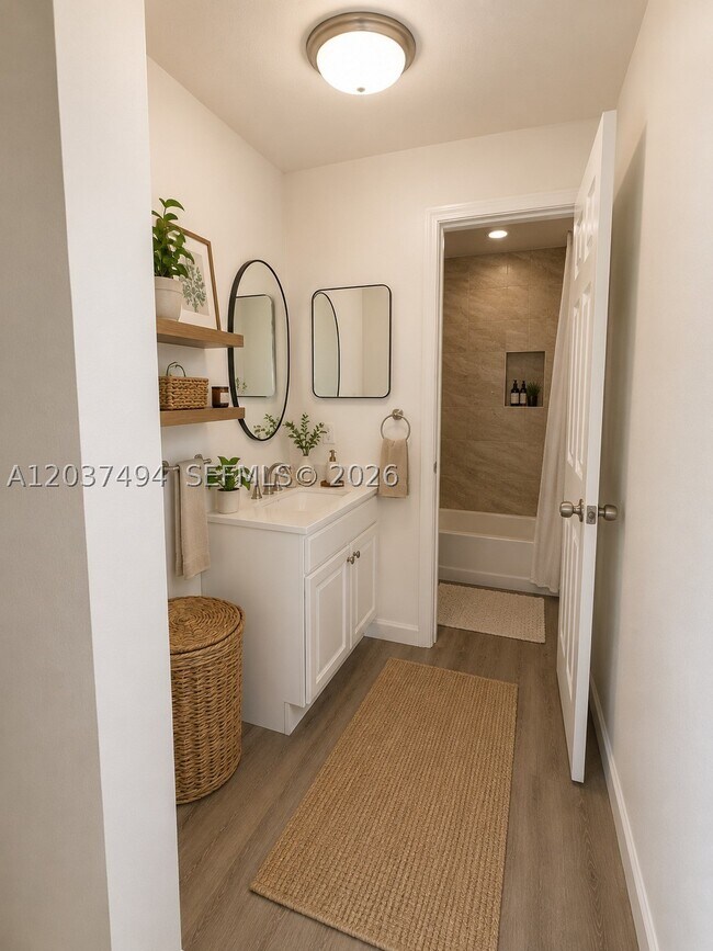 Foto del edificio - 2812 NW 55th Ave