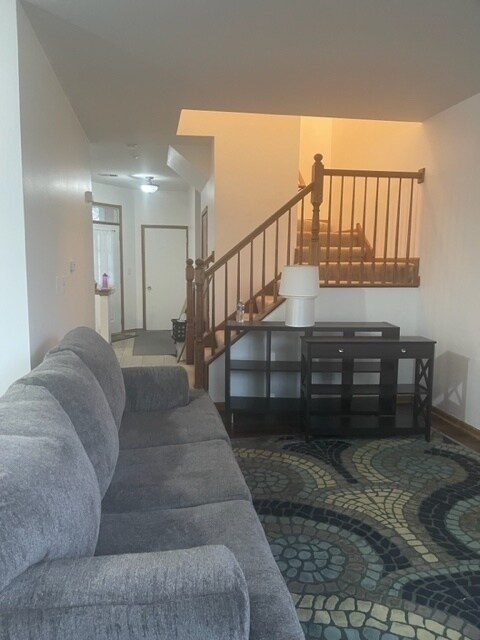 Foto del edificio - 962 Sheridan Cir