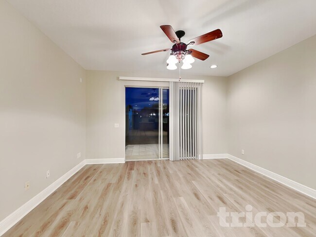 Foto del edificio - 8505 Pinetop Ridge Ln