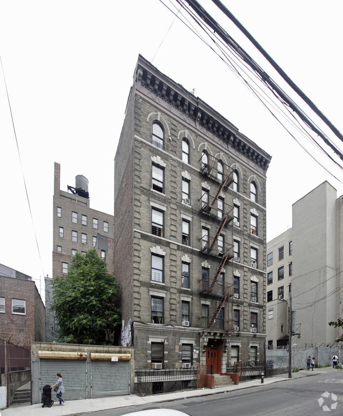 Primary Photo - 335-337 E 148th St