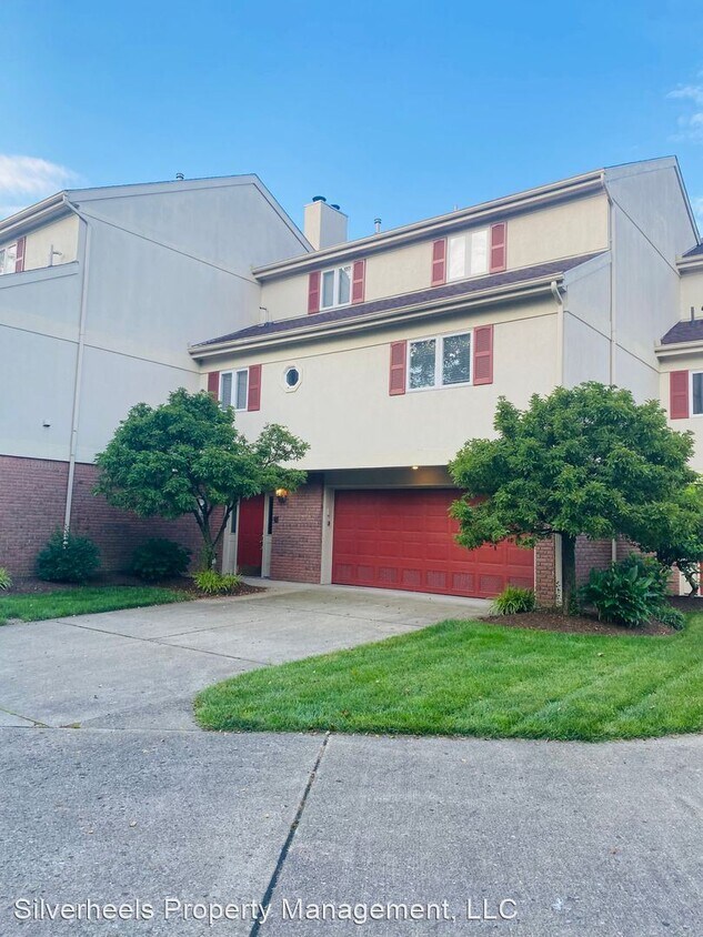 Primary Photo - 2 br, 2.5 bath House - 402 Hart Street #11