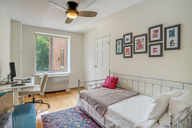 Foto del edificio - Glover Park Oasis