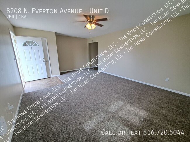 Building Photo - Updated 2 bedroom with garage in nice Nort...