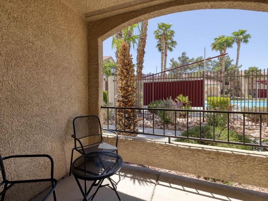 Building Photo - UTILITIES INCLUDED – FULLY FURNISHED 1BR IN LAS VEGAS