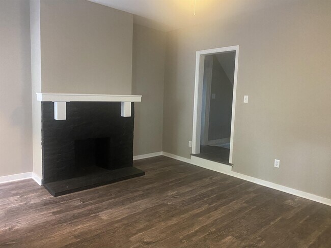 Foto del edificio - 2215 Lehigh St
