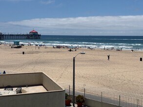 Building Photo - 711 Pacific Coast Hwy