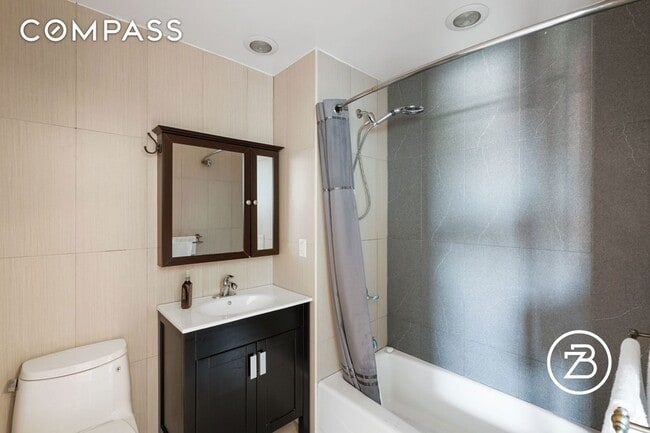 Foto del edificio - 456 W 167th St