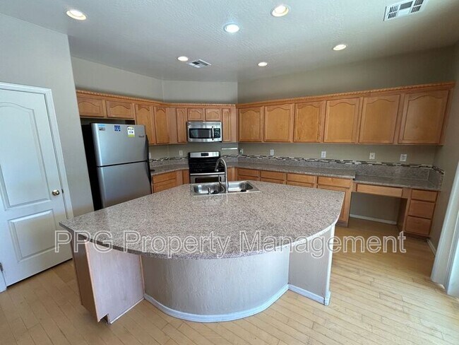 Foto del edificio - 16333 N 171st Dr