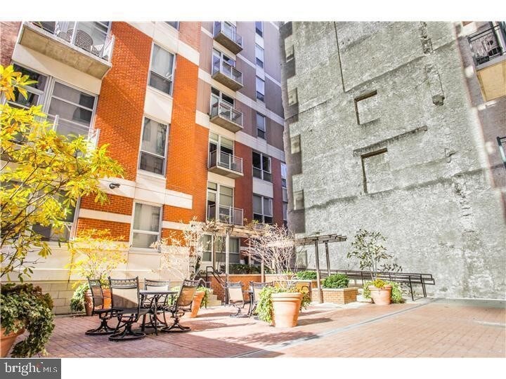 Primary Photo - 130 N 2nd St