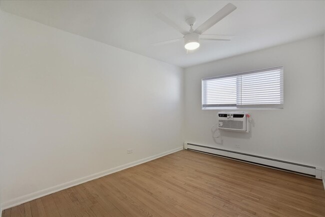 Foto del edificio - 7357 N Winchester Ave