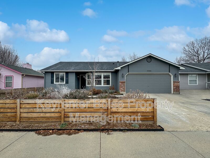 Foto principal - 10266 W Silver City St