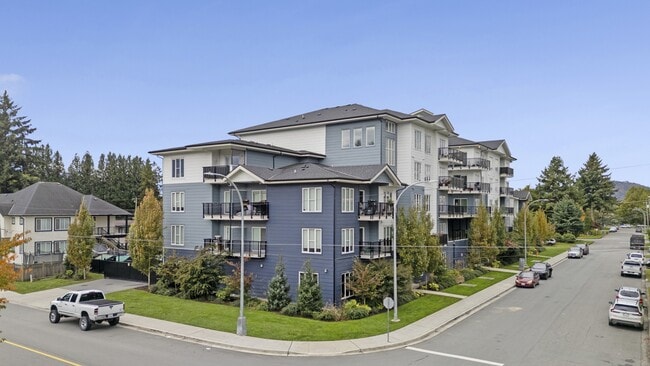 Building Photo - 46060-46060 Mellard Ave