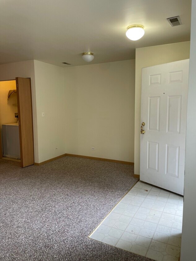 Foto principal - 4125 S Vincennes Ave