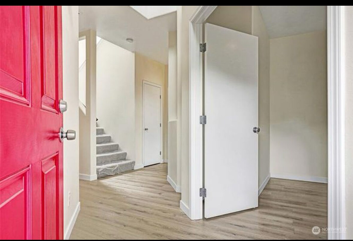 Primary Photo - 22622 SE 268th Pl