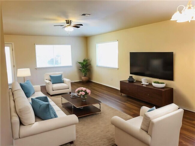 Foto del edificio - 2317 Butler Way