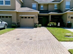 Building Photo - 6472 Sedgeford Dr