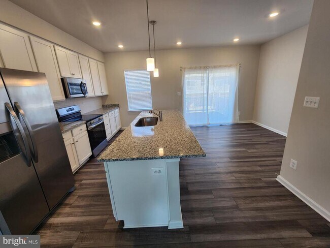 Foto del edificio - 1236 Red Clover Ln