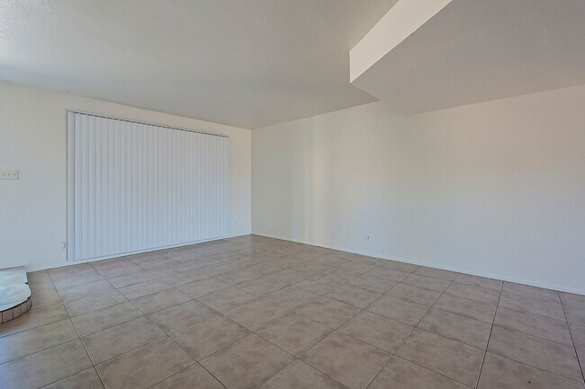 Foto del edificio - 5821 N 59th Dr
