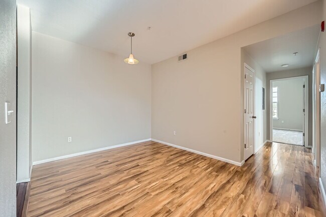 Building Photo - 3890 S Dayton St