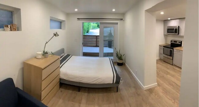 Photo du bâtiment - 1346 15th Av E