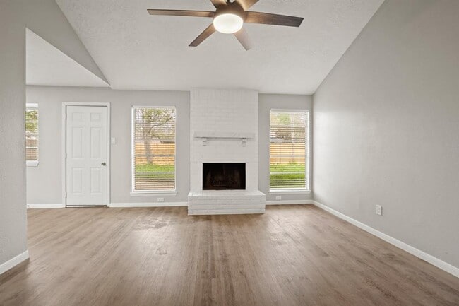 Building Photo - 4807 Hickorygate Dr