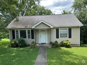 Building Photo - 116 Circle Dr