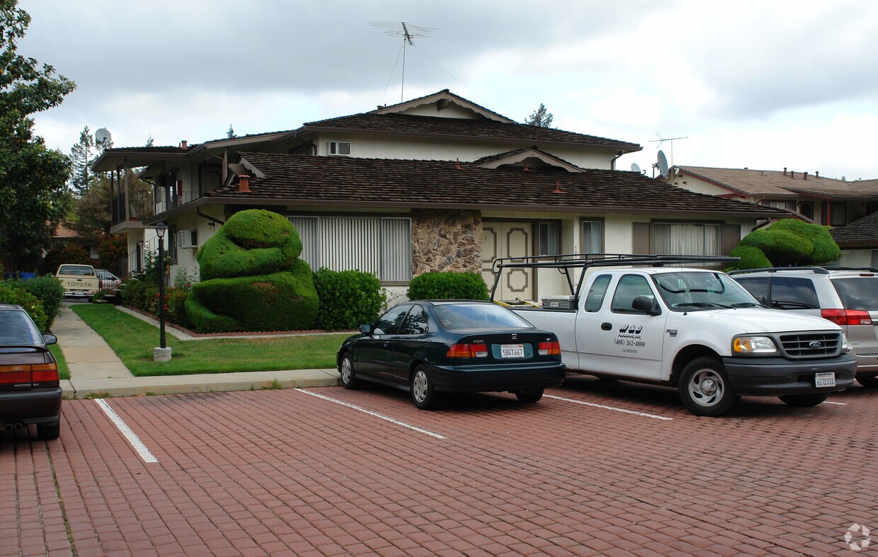 Foto principal - 509 Granger Ter