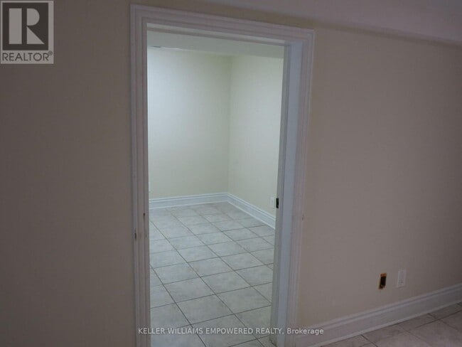 Building Photo - 69 Whitley Ave