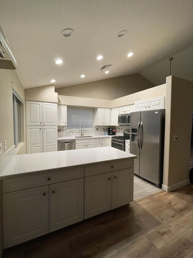 Foto del edificio - 3 Bedroom 2 Bath Home Off Durango