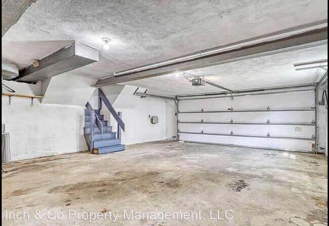 Building Photo - 4 br, 1.5 bath House - 113 Pine Hollow Rd