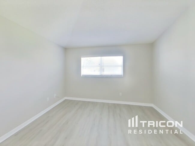 Building Photo - 2941 Grayton St