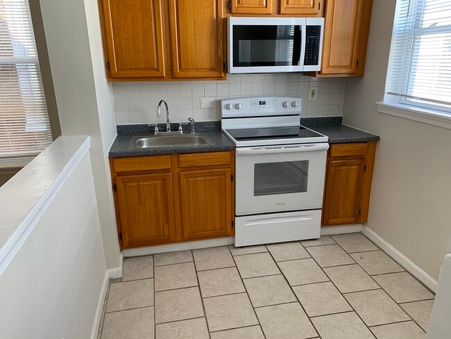 Photo - 2213 S 15th St Townhome