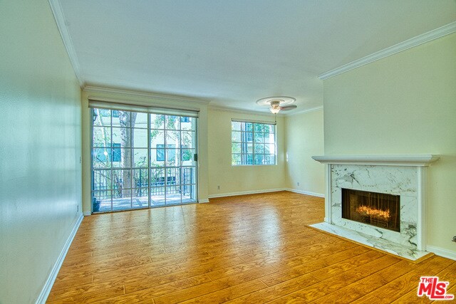 Foto del edificio - 1375 Kelton Ave