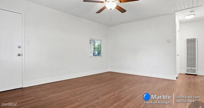 Foto del edificio - 2 br, 1 bath House - 513 E Heather St