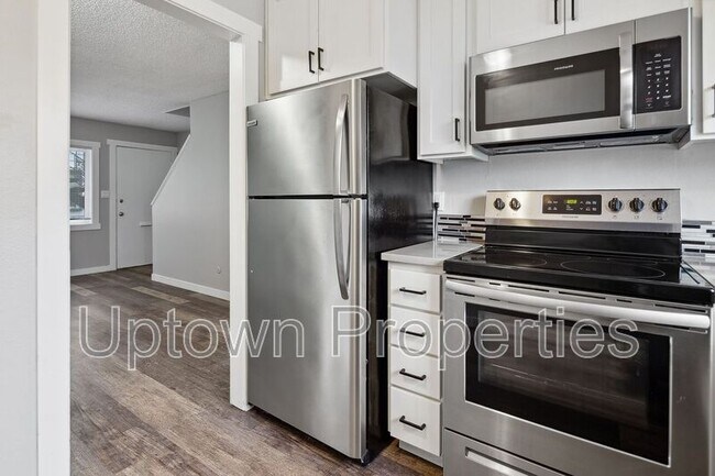 Photo - 8045 NE Flanders St House