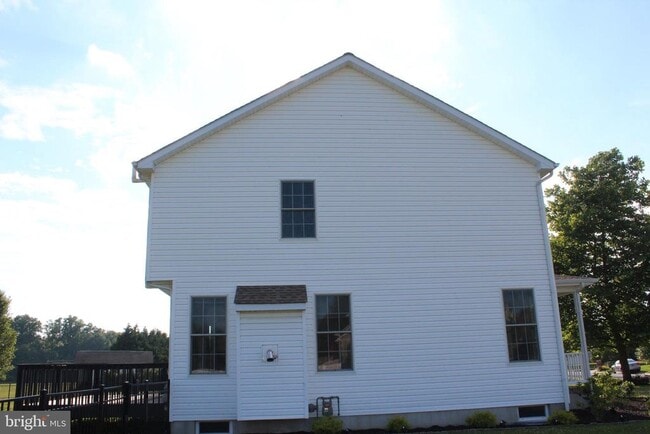 Building Photo - 165 Pitch Kettle Ct