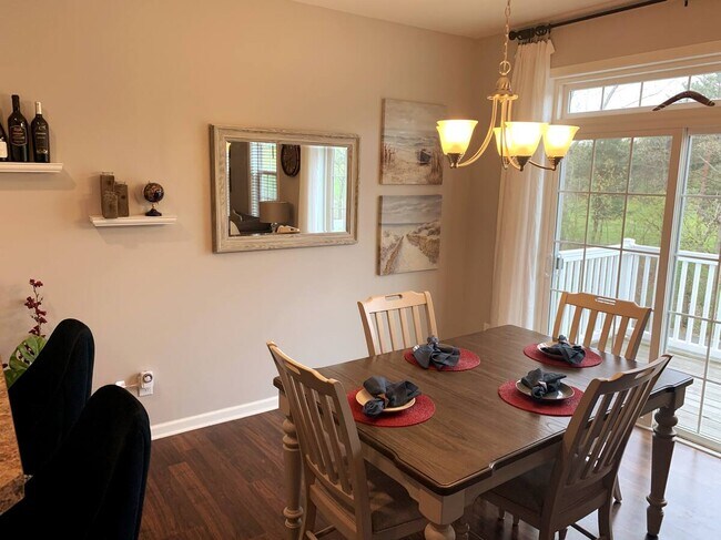 Dining Room - 1206 Admirals Walk Dr