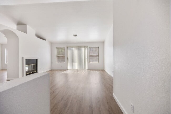 Building Photo - 37540 Cll Mazatlan