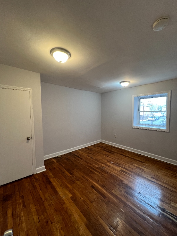 Foto del edificio - 166 Chancellor Ave