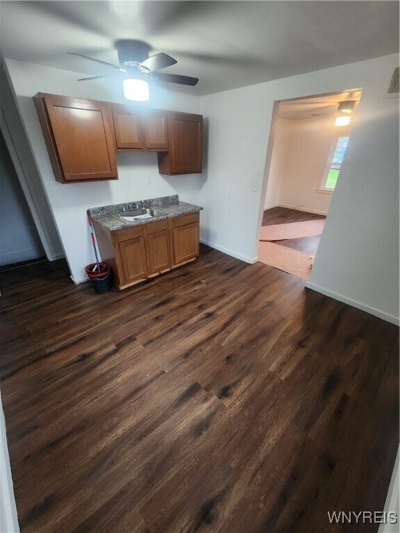 Foto del edificio - 400 Sudbury Rd