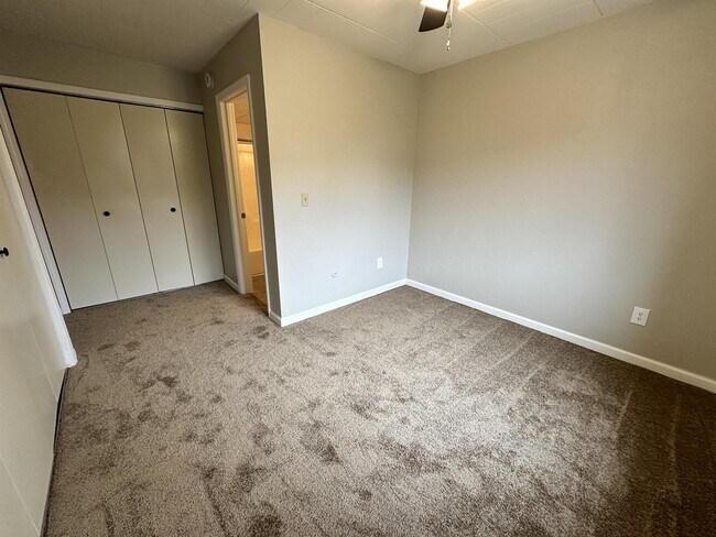 Foto del edificio - 3910 Old William Penn Hwy