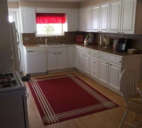 Foto del edificio - 17 8th Ave