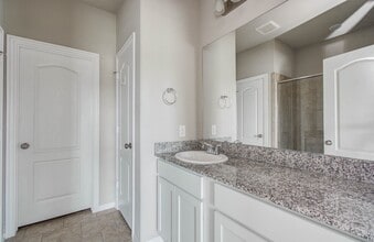 Building Photo - 7427 French Quarter Ct