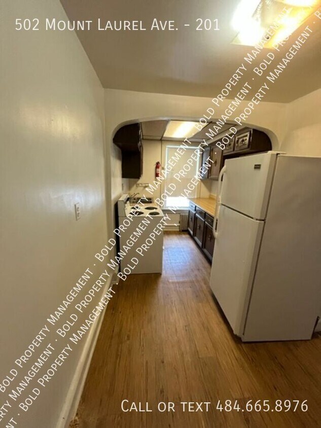 Foto principal - 502 Mount Laurel Rd